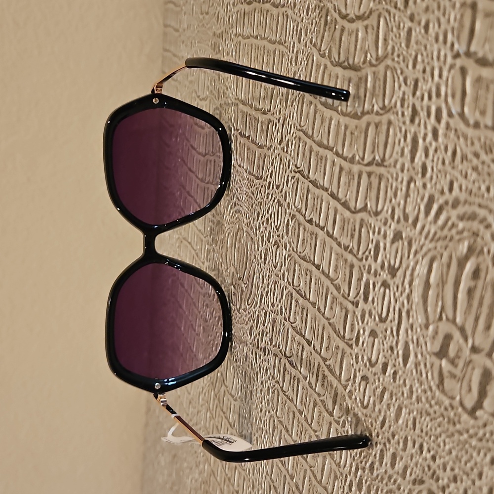Laundry By Shelli Segal Hexagonal Black Sunglasses - Picture 5 of 10